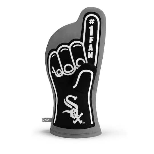 MLB #1 Oven Mitt By Youthefan in Chicago White Sox | 6.5" x 13" | Michaels®